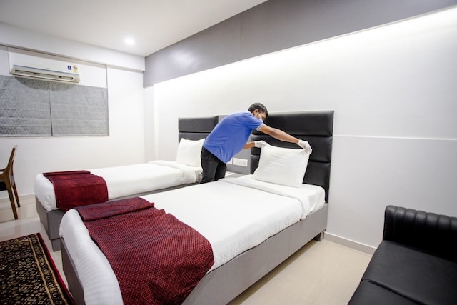 アルバ プレミア