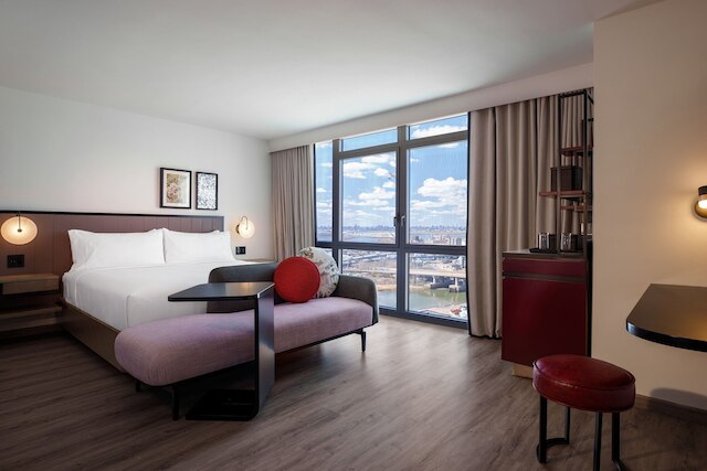 ルネッサンス ニューヨーク フラッシング  ホテル アット タングラム