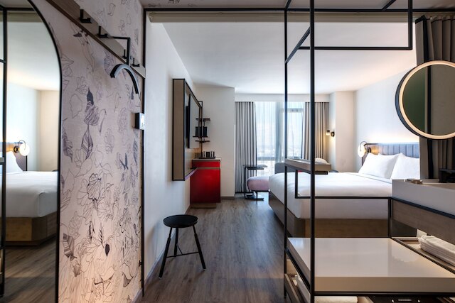 ルネッサンス ニューヨーク フラッシング  ホテル アット タングラム