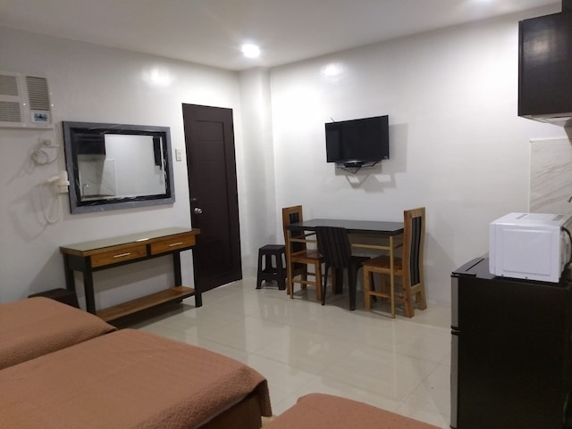 OYO 848 ドナ オーロラ コンドテル