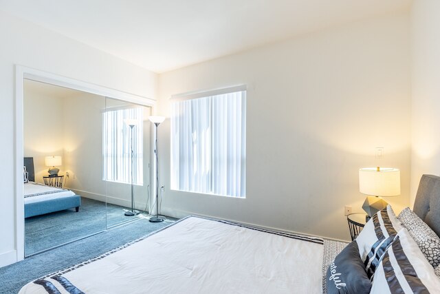 3br フルリーファニッシュドアパートメント オン サンセットブルバード 3 ベッドルームアパート バイ レッドオーニング