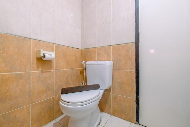 シンプル アンド コンフィー スタジオ ルーム アット タマンサリ スディルマン アパートメント