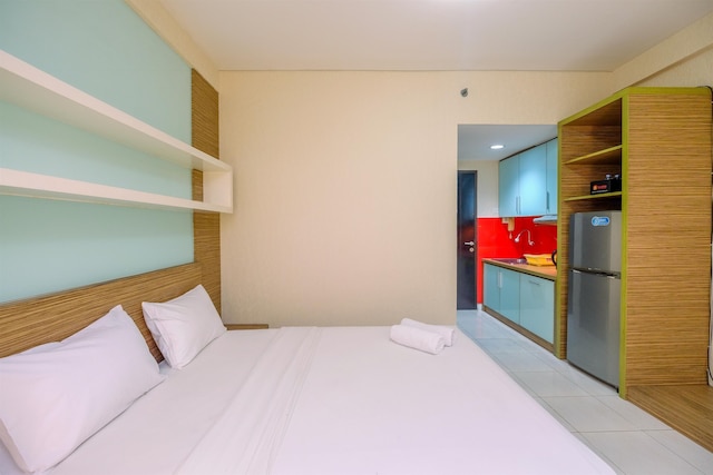 シンプル アンド コンフィー スタジオ ルーム アット タマンサリ スディルマン アパートメント