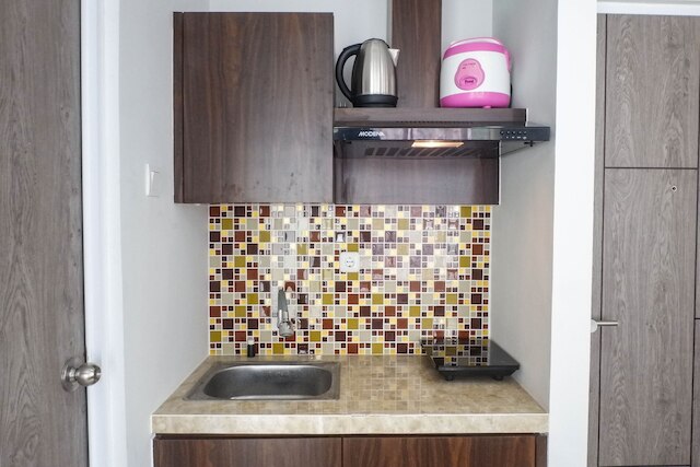 ベスト チョイス スタジオ アパートメント アット タマン メラティ スラバヤ