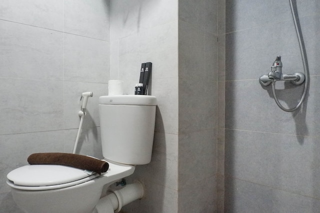 コージー ステイ スタジオ アパートメント アット タマン メラティ スラバヤ