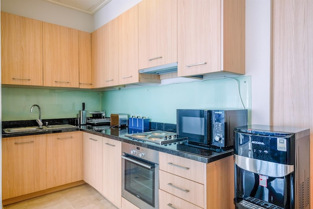 ニュー ファーニッシュド アンド コンフォータブル 22ッBRム アット ザ メイフラワー アパートメント