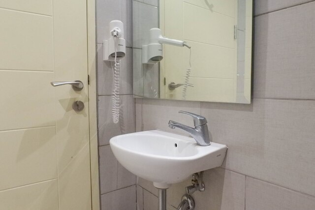 エレガント モダン ラグジュリアス スタジオ アパートメント アット ベンソン タワー スーパーモール マンション