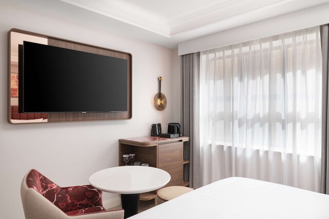 ロスト プロパティ セント ポールズ ロンドン キュリオ コレクション バイ ヒルトン