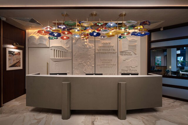 ロスト プロパティ セント ポールズ ロンドン キュリオ コレクション バイ ヒルトン