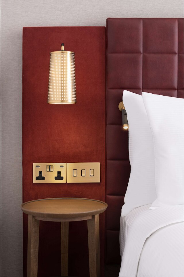 ロスト プロパティ セント ポールズ ロンドン キュリオ コレクション バイ ヒルトン