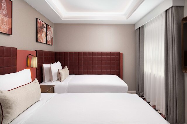 ロスト プロパティ セント ポールズ ロンドン キュリオ コレクション バイ ヒルトン