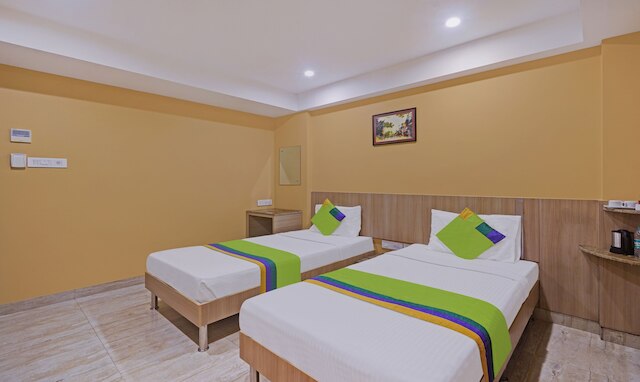 トリーボ フォースアベニュー