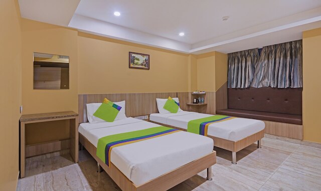 トリーボ フォースアベニュー