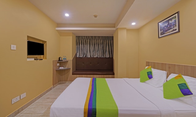 トリーボ フォースアベニュー