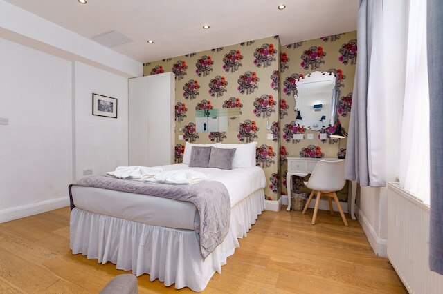 バウアー ハウス