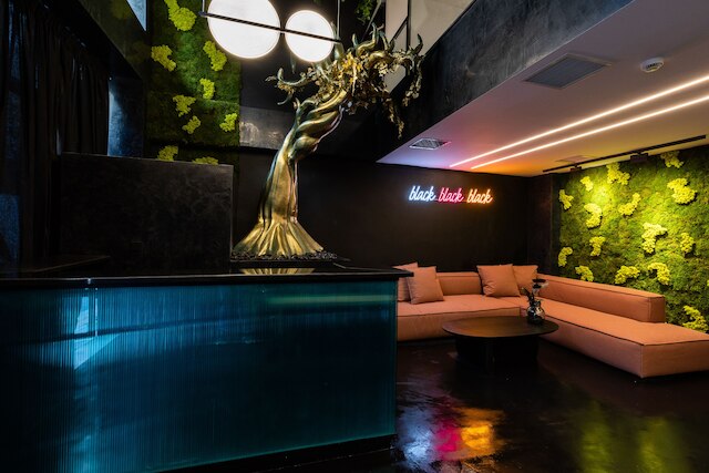 ザ ファウンテン アテネ