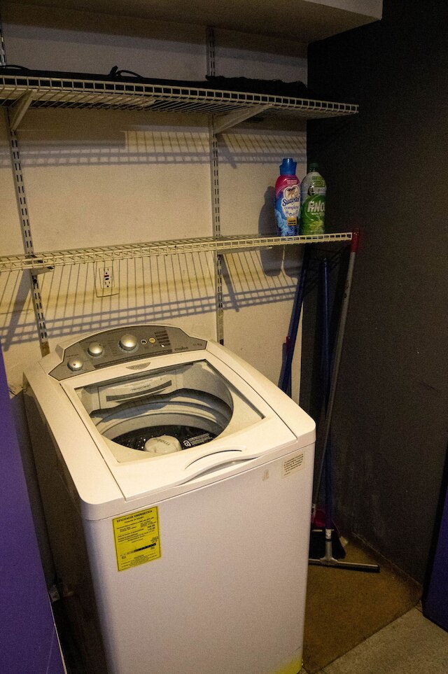 タイニー アパートメント ウィズ ルーフトップ プール イ ジム