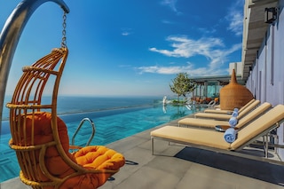 ル サンズ オーシャンフロント ダナン ホテル