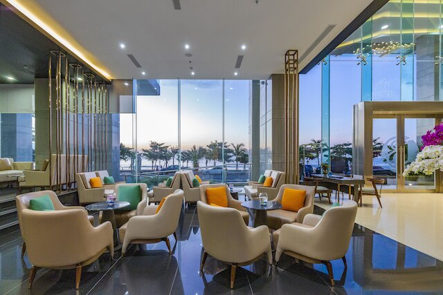 ル サンズ オーシャンフロント ダナン ホテル