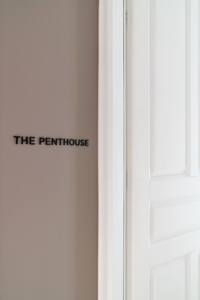 キングリン ラグジュアリー リビング