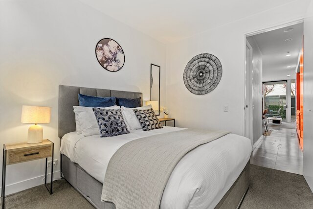 ブリージー ジェム バイ ビクトリア パーク