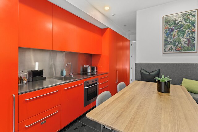 ブリージー ジェム バイ ビクトリア パーク