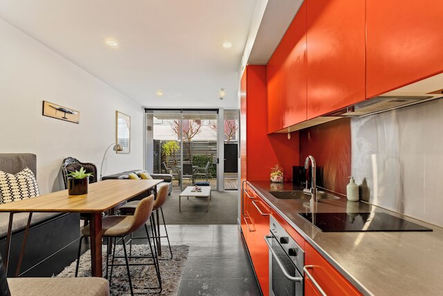 ブリージー ジェム バイ ビクトリア パーク