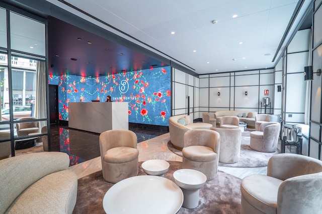 スマートレンタル コレクション グラン ヴア キャピタル