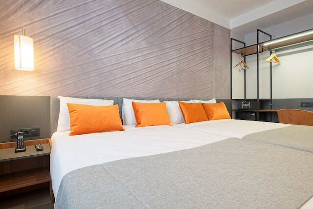 ドゥウォ ユステ アルカラ