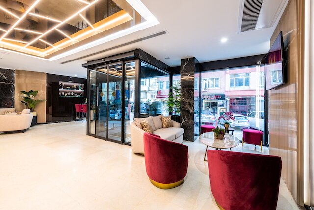 アプリリス デラックス ホテル