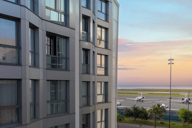 ネメア アパートホテル リヴィエラ ニース アエロポール