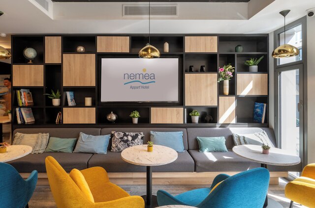 ネメア アパートホテル リヴィエラ ニース アエロポール