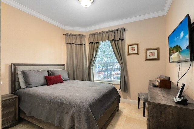 スペーシャス 3 ベッド, 2 バス コンド イン ゲーテッド コミュニティ 3 ベッドルーム コンド バイ レッドオーニング