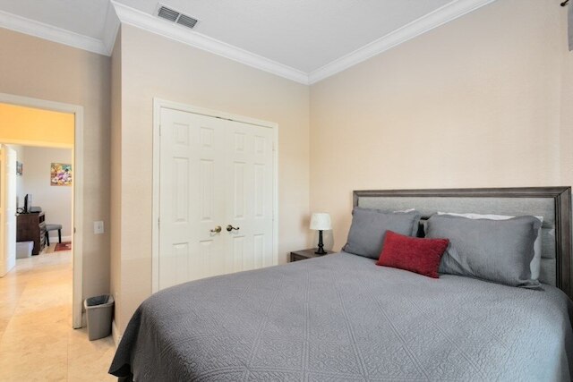 スペーシャス 3 ベッド, 2 バス コンド イン ゲーテッド コミュニティ 3 ベッドルーム コンド バイ レッドオーニング