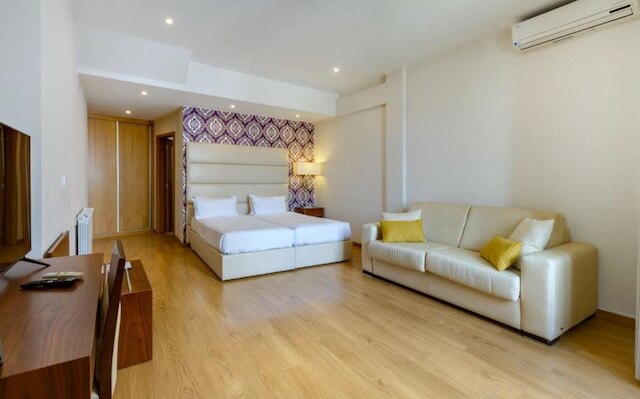 オカ ヴィトリア ビレッジ