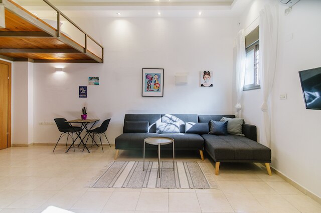 ブグラシホフ ビーチ スタジオズ