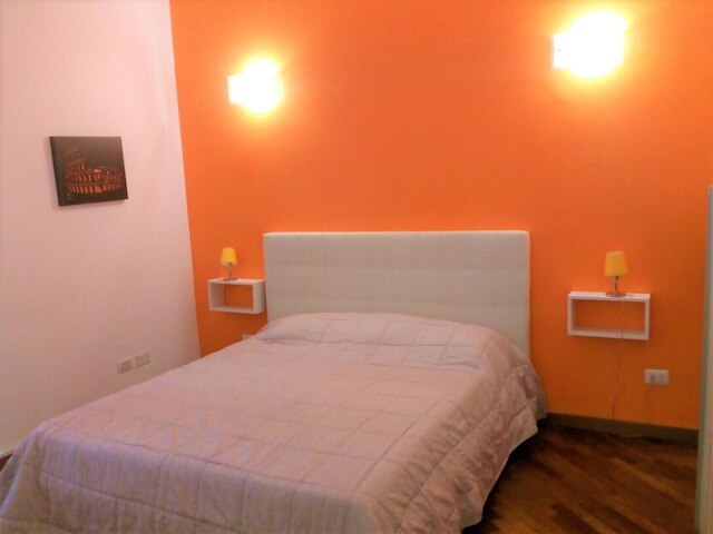 パンテオン  2 ベッドルーム アップ  5 パーソンズ