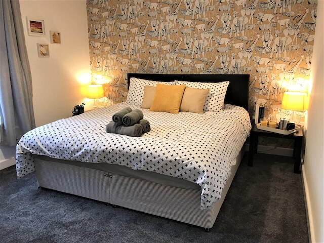 スタイリッシュ モダン 3 ベッド ハウス Nー マンチェスター シティ センター