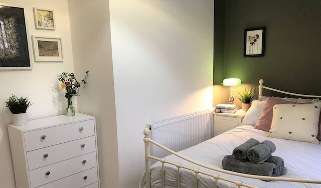 スタイリッシュ モダン 3 ベッド ハウス Nー マンチェスター シティ センター