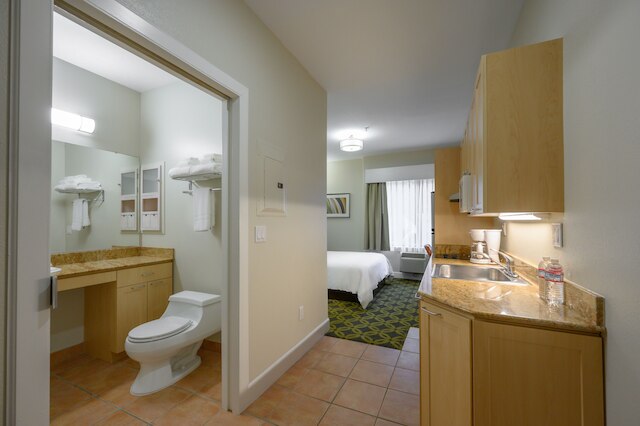 スタジオズイン