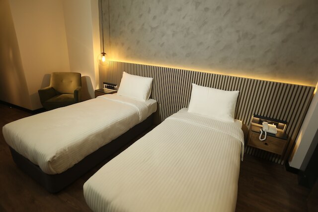 モジャ シティ ホテル