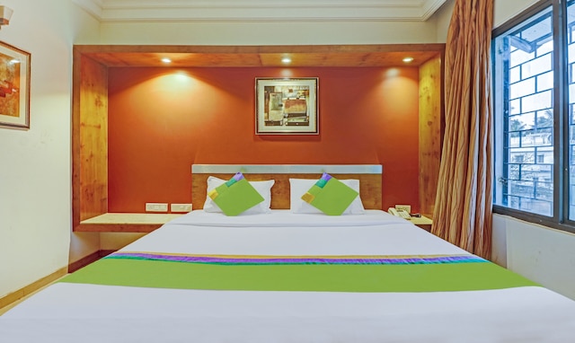 トリーボ サラクシャ イン