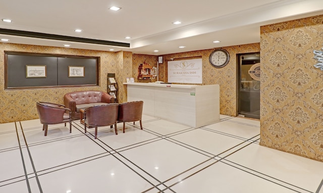 トリーボ サラクシャ イン