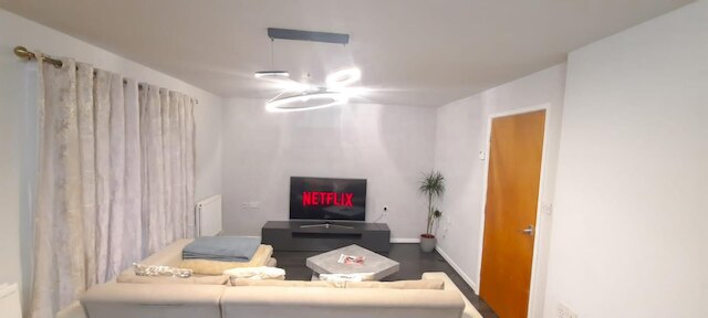 エンタイアド  アパートメント ニア マンチェスター シティ センター M15