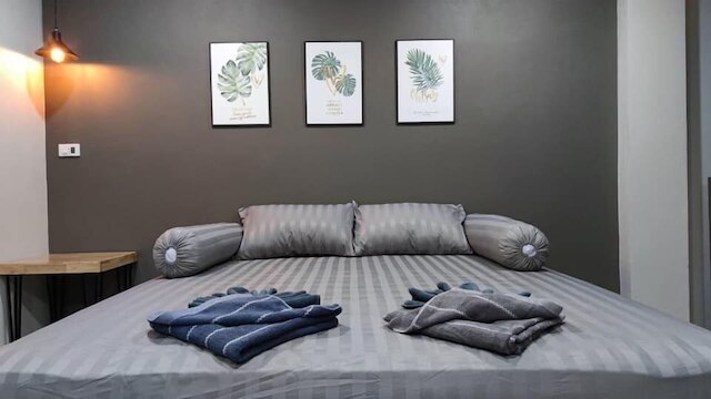 イズ・アム・アー・ステイ・ブティック