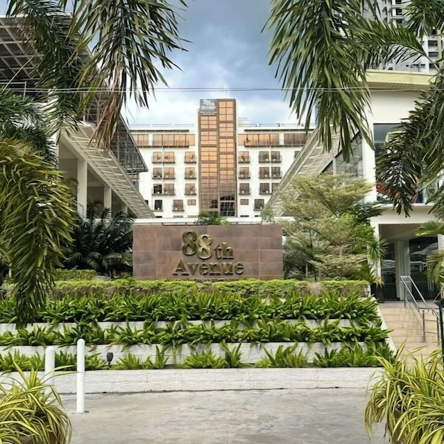 88TH アベニュー