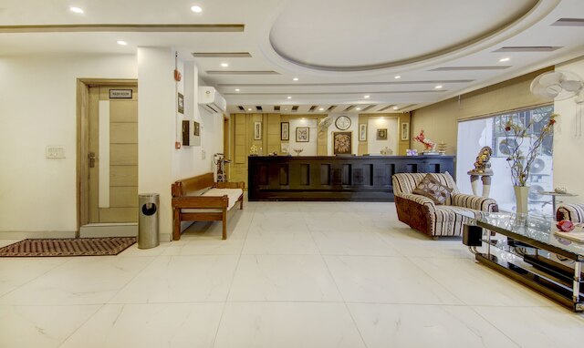 トリーボ ザ キングス プラザ