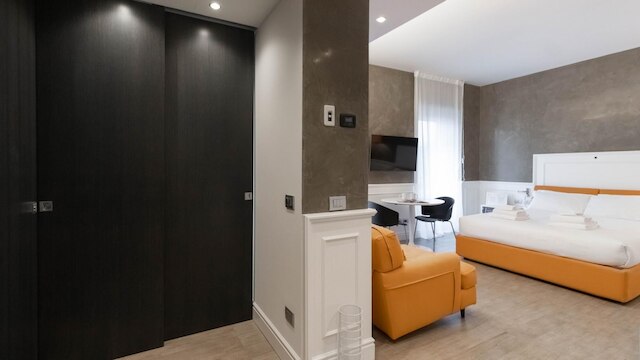 イタリアンウェイ - コルソ ベネツア 7 - アイダ