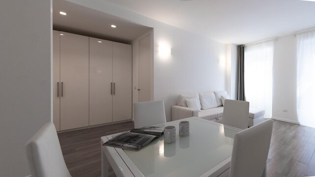 イタリアンウェイ - コルソ ベネツア 7 - マダマ バタフライ