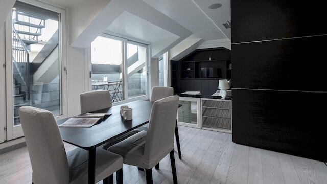 イタリアンウェイ - コルソ ベネツア 7 - トラヴィアタ